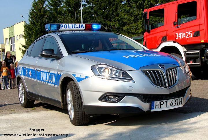 Skodach Superb o silniku V6, pojemności 3.6, mocy 260 KM i napędzie na cztery koła.