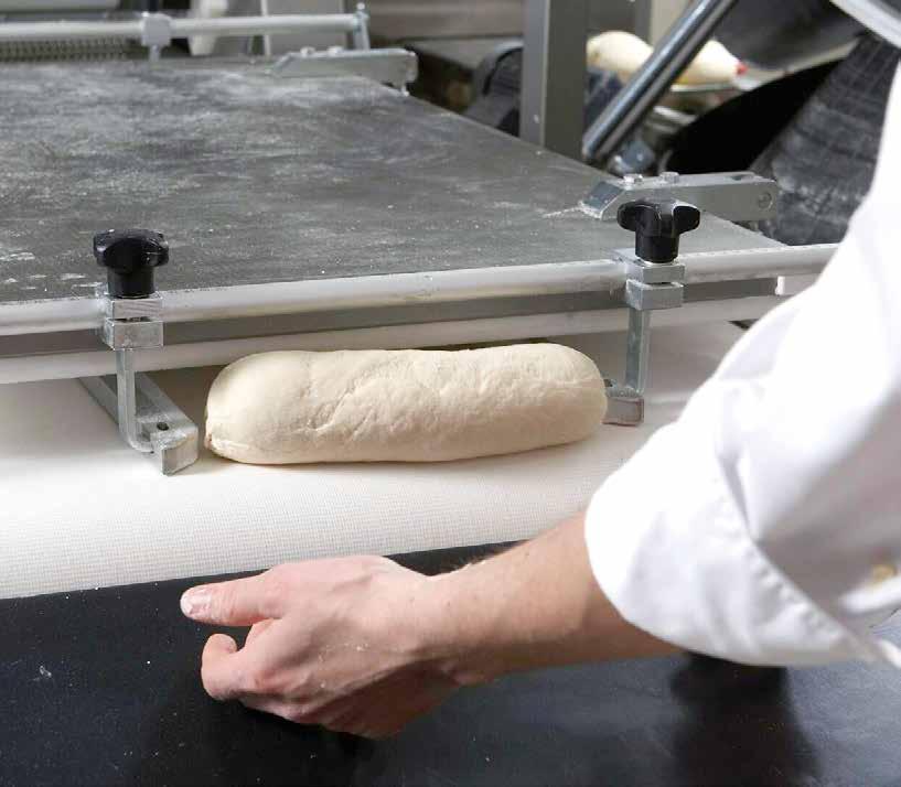 Płyta wydłużająca o szerokości 650 mm i długości 1100 mm wykonana jest z