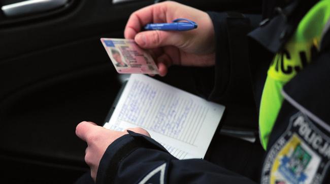 AKTUALNOŚCI Zaostrzenie kar za przestępstwa w ruchu drogowym! Od 1 czerwca wchodzą w życie przepisy zaostrzające kary za przestępstwa w ruchu drogowym. Zobacz, co się zmienia i jaki jest powód zmian.