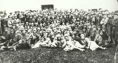 1913 1913 w Garwolinie powstaje drużyna im. ks. Stanisława Brzózki drużynowy Ludwik Wiśniewski 1914 powstaje druga drużyna w Garwolinie drużynowy Dąbrowski 1915 drużyna im.