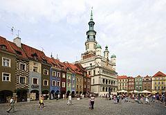 WYCIECZKA DO POZNANIA PRZEPIĘKNEJ STOLICY WIELKOPOLSKI BRAMA POZNANIA Poznań stary gród, miasto o długiej fascynującej historii i bogatych zabytkach.
