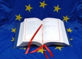 Traktat promuje wartości UE: Europa praw i wartości, wolności, solidarności i bezpieczeostwa - Traktat wymienia i umacnia wartości
