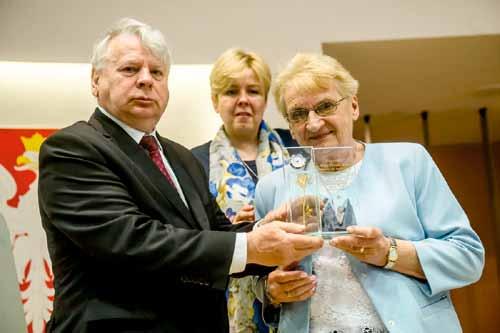 dycznych świadczących usługi pielęgniarskie np. środowiskowe.