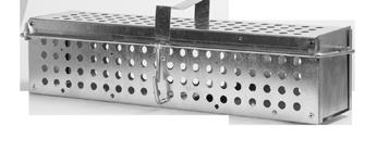 Wykonana z nierdzewnej siatki o wymiarach oczek 12 x 24 mm. Posiada blokadę zacisku skośnego, a także zawieszkę na przynętę i rękawiczki ochronne w zestawie.