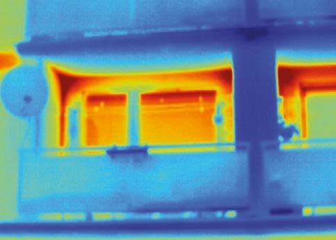 Izolacja termiczna Projektowane obecnie balkony i loggie, a raczej ich elementy, winny spełniać wymogi normy PN EN ISO 6946 Komponenty budowlane i elementy budynku Opór cieplny i współczynnik