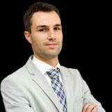 Jan Adamczak Property Expert + 48 533 340 319 adamczak@lloydgroup.