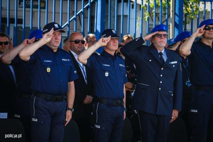 Zadania te polegają na wspieraniu władz i administracji Kosowa w umacnianiu niezależnego systemu praworządności.