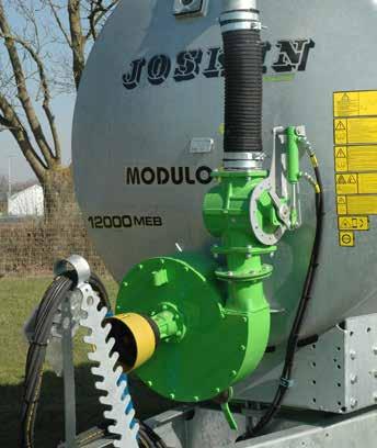 Napełnianie jest grawitacyjne przez górną pokrywę hydrauliczną. Przy 750 obr./minutę osiąga się wydajność 6.000 l.
