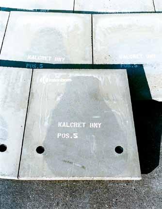 Materiał KALCRET Komponent twardych minerałów wiązanych cementem Nanoszenie Odlewanie Komponent twardych minerałów KALCRET jest pojęciem zbiorczym dla