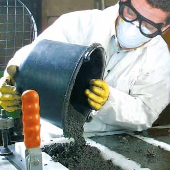 KALCRET Wiązany cementem komponent twardych minerałów do bezfugowego wykładania elementów urządzeń, w których występuje wysokie oddziaływanie ścierne lub