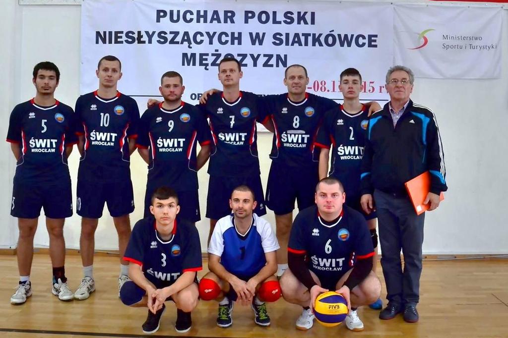 Mamy nadzieję, że w przyszłości ŚWIT Wrocław będzie się liczyć na arenie krajowej w walce o Mistrzostwo Polski Niesłyszących w siatkówce tak seniorów jak i młodzieżowej.