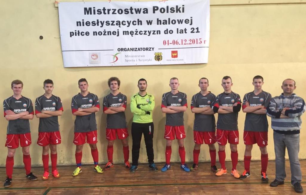 WYNIKI: 1 mecz: WKSN ŚWIT Wrocław ŁKSG Łódź 1:4 2 mecz: WKSN ŚWIT Wrocław OLIMP Wejherowo 8:3 TABELA KOŃCOWA GRUPA A L.p. Klub Punkty Mecze Bramki Zw. Rem. Por. 1. ŁKSG Łódź 6 2 12:2 2 0 0 2.