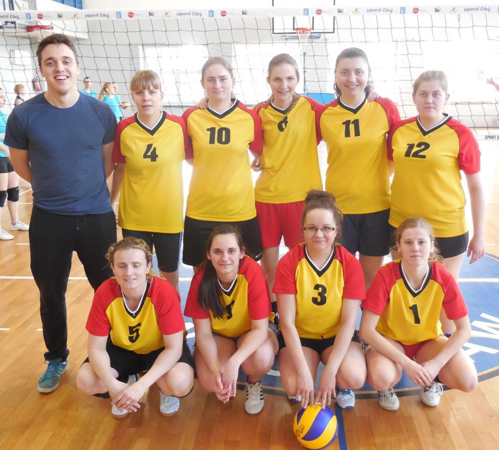 8. Otwarte Mistrzostwa Wrocławia w piłce siatkowej Kobiet edycja 23. Zawodniczki uczestniczą co roku w tej lidze amatorskiej by szlifować swoją grę oraz podnosić umiejętności i zgranie między sobą.