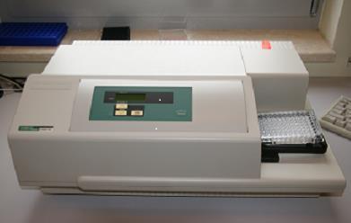 Fot. 7. Czytnik płytek VERSA max firmy Molecular Devices. Stężenia badanych markerów w ślinie odczytano z krzywej wzorcowej.