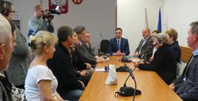Oświata Nowe klasy sportowe W styczniu 2017 roku podpisano porozumienie dotyczące utworzenia klas sportowych między Samorządem Augustowa a przedstawicielami związków i stowarzyszeń sportowych oraz