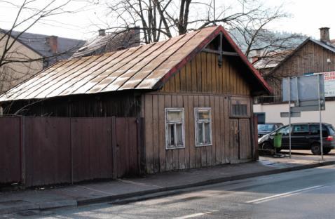 należy podkreślić znaczącą degradację stanu technicznego obiektów budowlanych, w tym mieszkaniowych. Rysunek 19.