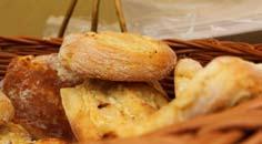 pierogi z płucek wieprzowych i soczewicy, ryba marynowana, ciastka domowe, syrop sosnowy Alina