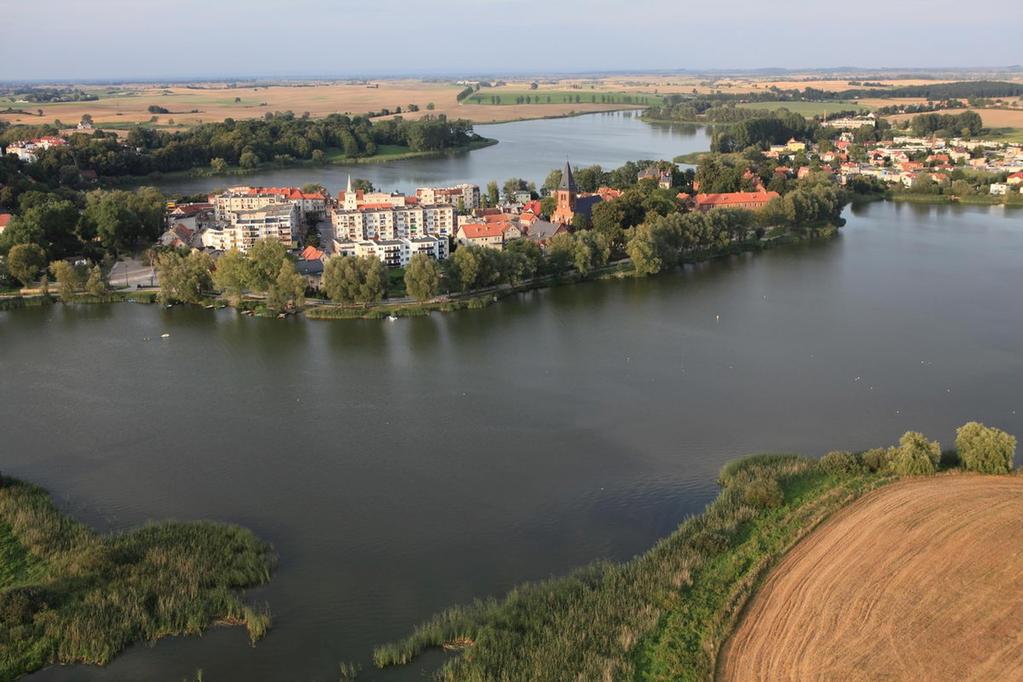 MALOWNICZE POŁOŻENIE MIASTA SZTUM