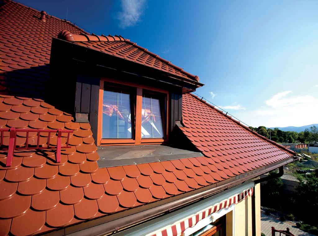 Detale architektoniczne Detal krawędzi dachu przy ułożeniu w łuskę dachówki szczytowe 3/4 i 5/4.