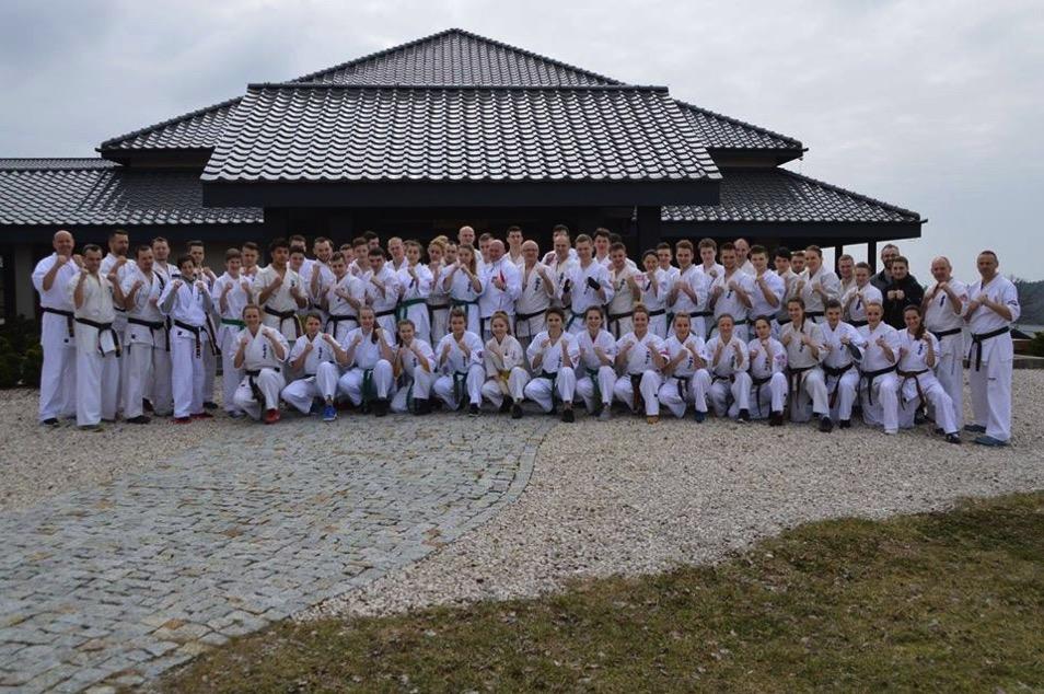 Zgrupowanie Kadry Polski w karate Stara Wieś, 1-5 marca W dniach 1-5 Marca w Starej wsi odbyło się zgrupowanie kadry