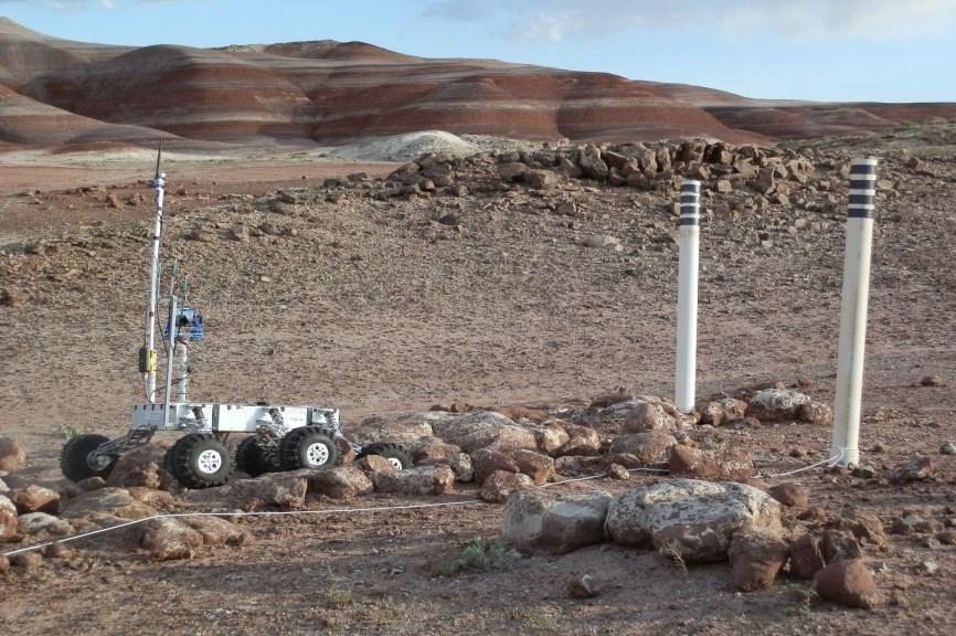 Koła naukowe - projekty o tematyce kosmicznej Zaprojektowanie i wykonanie trzech mobilnych robotów