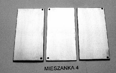 76 PROBLEMY EKSPLOATACJI 3-2007 Uzyskane wyniki wskazują, że jedynie FAME oraz mieszanka 3 i 4 nie powodują działania korodującego elementów stalowych, przejawiającego się powstawaniem rdzawych plam