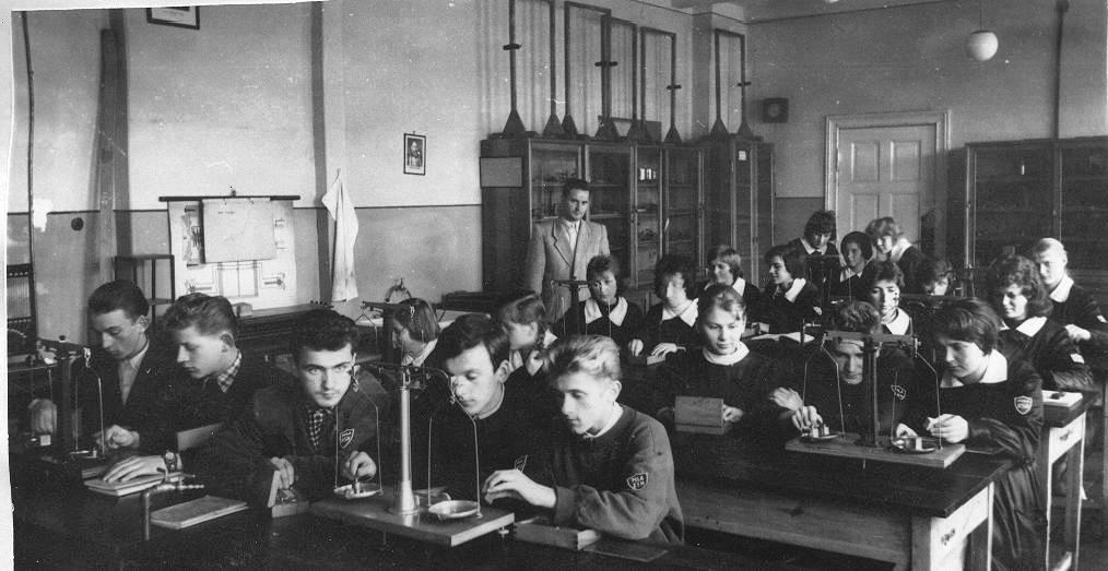 W latach 60. powstają kolejne pracownie, np.