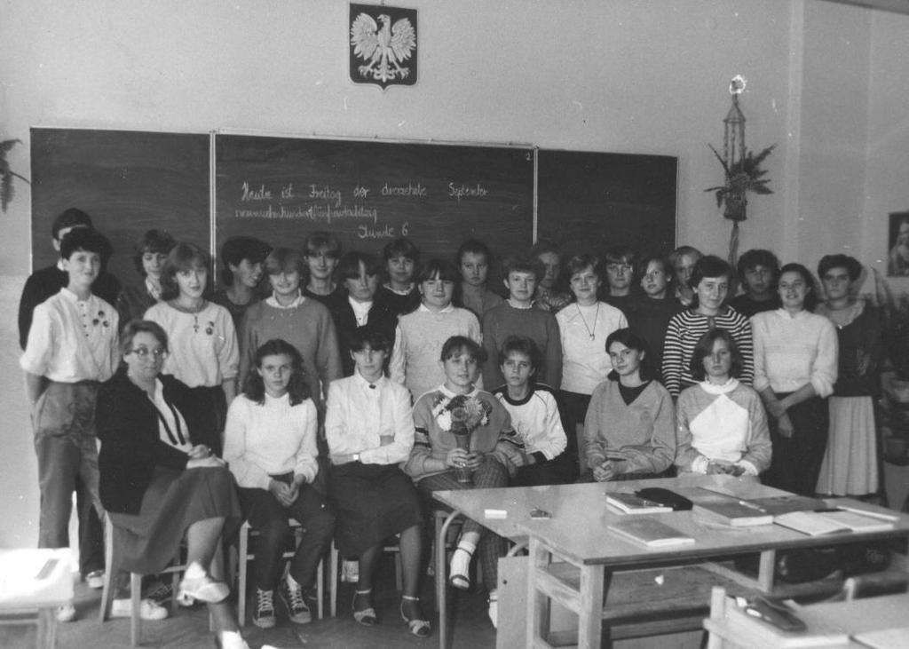 Uczniowie chętnie uczyli się języków obcych i poznawali kulturę, obyczaje