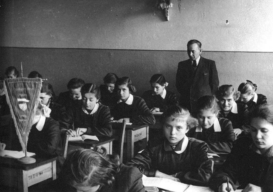 czy pracownia, w której lekcje ekonomii