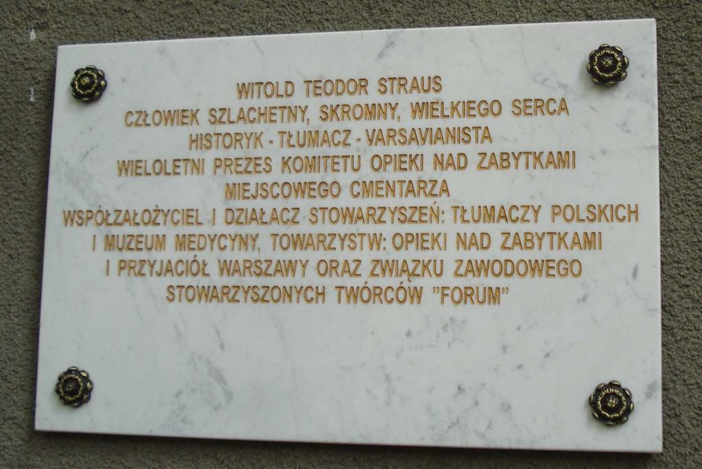 Tablica na Cmentarzu Ewangelickim poświęcona Witoldowi Strausowi Tablica na Cmentarzu