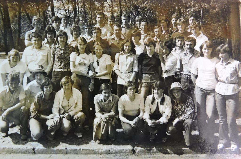 Dolny rząd od lewej Sławomir Halicki, Mirosława Andrzejczuk, Danuta Siemieniuk-Galaszek, dwie nie rozpoznane osoby, Alicja Krasowska, Renata