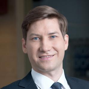 JAN BYRSKI Partner, Adwokat, Kancelaria Traple Konarski Podrecki Specjalizuje się w zakresie prawnej ochrony informacji (danych osobowych, tajemnic zawodowych, tajemnicy przedsiębiorstwa), szeroko