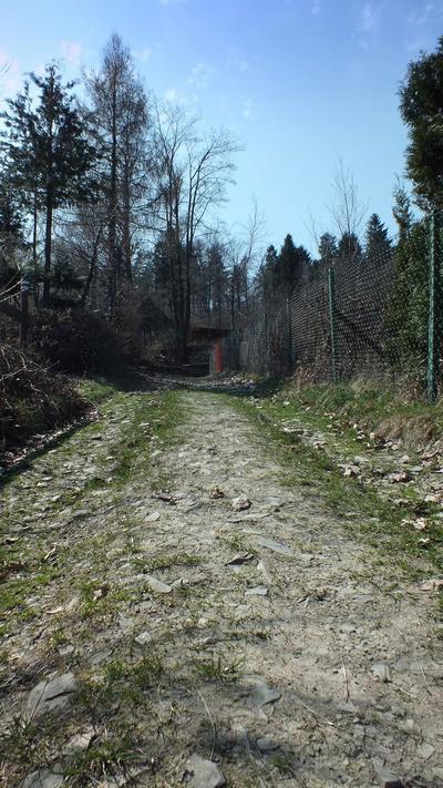 wymienioną już górą Żar.