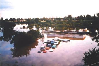 Księże Małe, lipiec 1997. Fot. Adam Czmuchowski Fot. 6. Rejon ul. Katowickiej i ul.