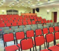 pl www.nok.nowydwormaz.pl Sala konferencyjna NOSiR Sala znajduje się w nowoczesnym budynku miejskiej pływalni oddanym do użytku w 2011 roku. Tuż obok stacji kolejowej, w ścisłym centrum miasta.