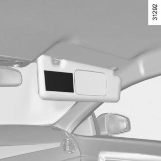 FUNKCJA BEZPIECZEŃSTWO DZIECI : odłączanie-włączanie przedniej poduszki powietrznej pasażera (2/3) A A 3 NIEBEZPIECZEŃSTWO Z uwagi na brak możliwości otwarcia się airbag pasażera z przodu w