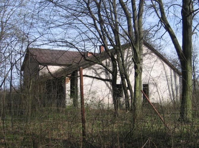 Dawny dwór Iwana Szabelskiego z 2połowy XIX wieku Stawy we wschodniej części założenia parkowego Park podworski w Strykowicach Górnych Park