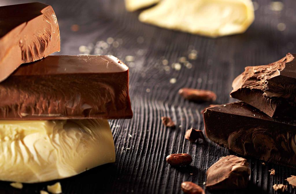 Niebiańsko rozpływająca się w ustach czekolada potrafi zauroczyć nas ponad 1500 różnymi aromatami, które zachwycająco wypełniają nasze kubki smakowe.