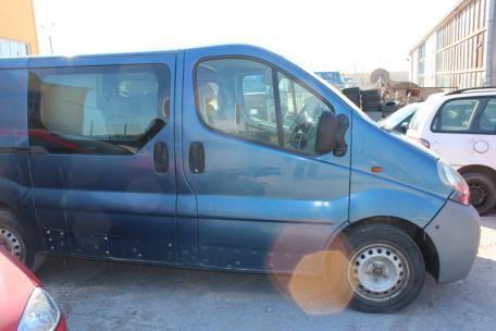 LP. inw. drzwi / osób 5 11/ZT Ciężarowy OPEL VIVARO NO 8846E 2006 920 300 tys.