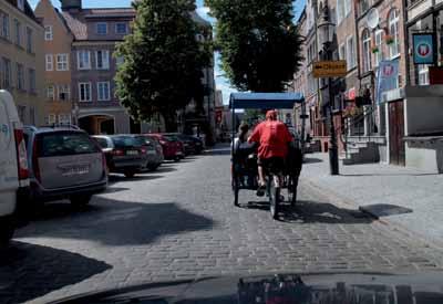 GDAŃSK SZLAKIEM WOLNOŚCI 17 8 W 1982 r. opozycja zorganizowała 1-majowe obchody Święta Pracy, konkurencyjne wobec komunistycznych.