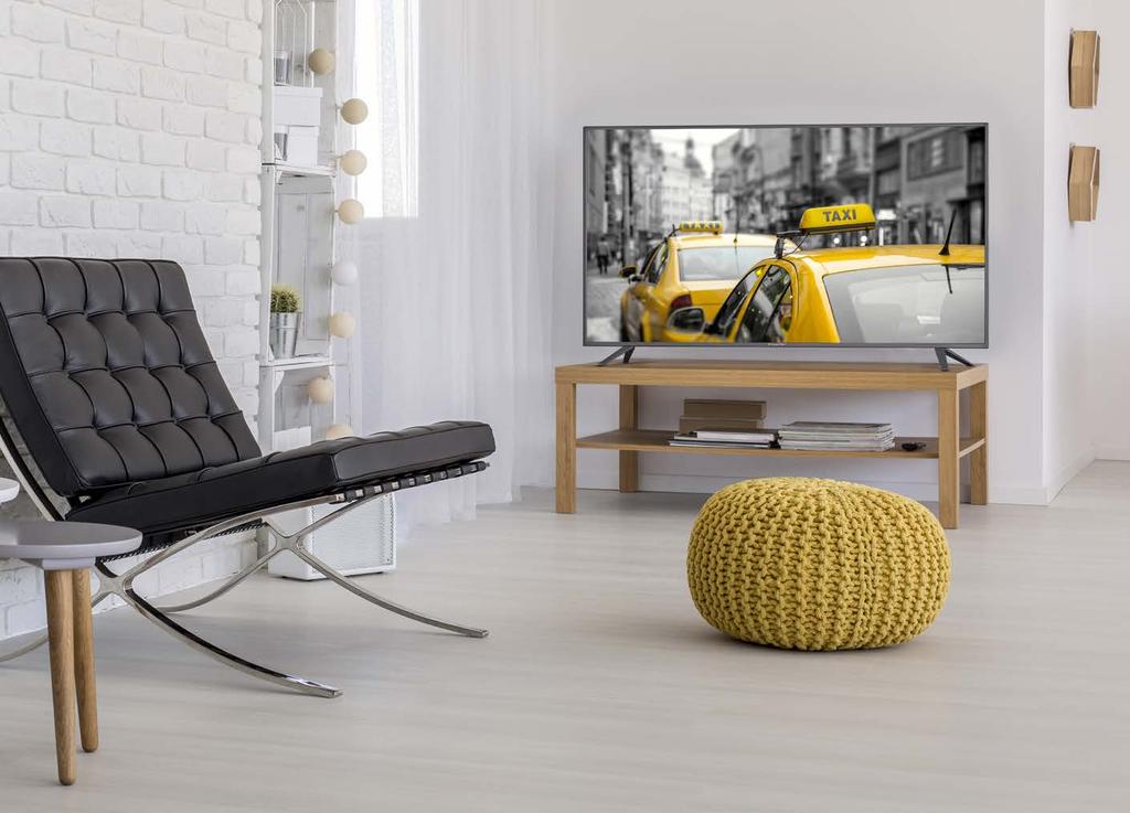 PVR READY, TRYB HOTELOWY 400 x 200 mm 400 x 200 mm 400 x 400 mm 400 x 200 mm 1456 x 897 x 268 mm 3840x2160 px UltraHD DLED 330 cd/m2 5000:1 50-60 Hz 6,5 ms DVB-T, DVB-T2, DVB-C 2x 10 W 3x 2x 1235 x