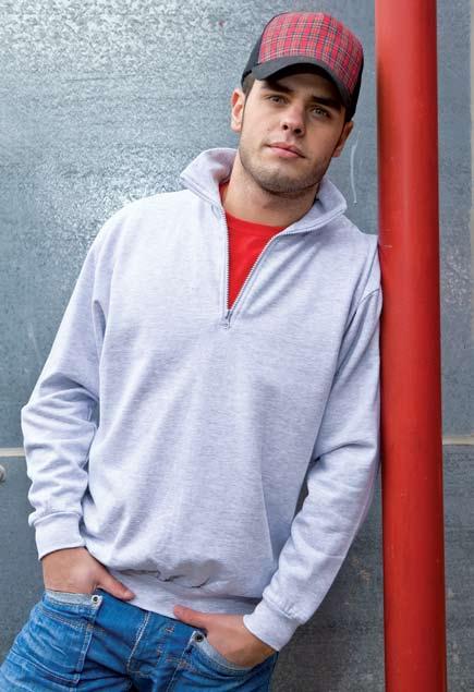 100% poliester. Gramatura: 300 g Rozmiary: XS / S / M / L / XL / XXL Polar Fleece. Full zip and side pockets.