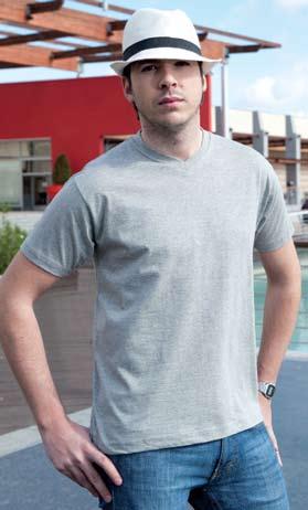 Urban 150 REF. TSUA 150 10 100 RED T-Shirt męski z krótkim rękawem. Dopasowany do ciała.