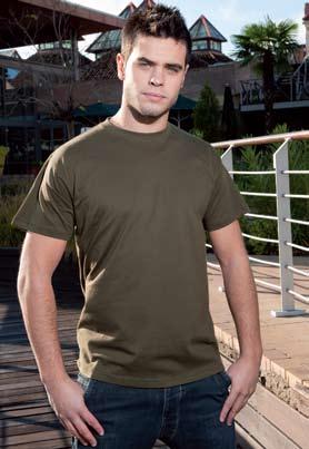 Regular T-Shirt REF. TSRA 150 10 100 T-Shirt męski z krótkim rękawem. Brak bocznych szwów. Podwójne szwy na ramionach. Wzmocniony lycrą ściągacz. Taśma wzmacniająca. 100% bawełna stabilizowana.