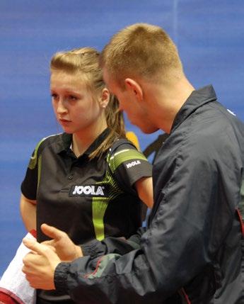Ülevaate EM-võistlustest annab ajakirjale Tennis Vallot Vainula, kes käis EM-võistlustel mängiva treenerina.