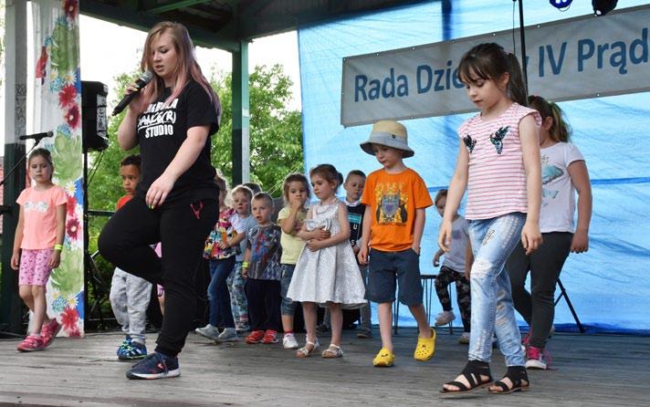 Praca Mikołaja Rejsa, która powstała podczas imprezy, zostanie zlicytowana na cele charytatywne. Dla wszystkich zagrał zespół Yoy. MB fot.