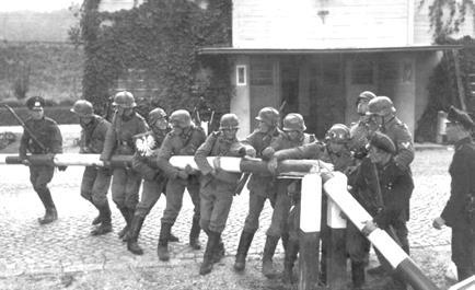 1. W Kampanii Wrześniowej 1939 r. Wiosna 1939 r. uświadomiła Polakom rosnące zagrożenie ze strony sąsiadów.