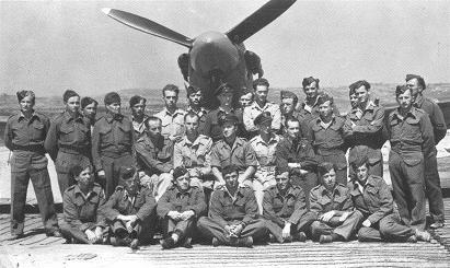 254. Lotnicy i personel techniczny jednej z eskadr Dywizjonu 318 wkrótce po przybyciu do Włoch. 1944 Osiągnięte wyniki niestety pociągnęły za sobą bardzo ciężkie straty.