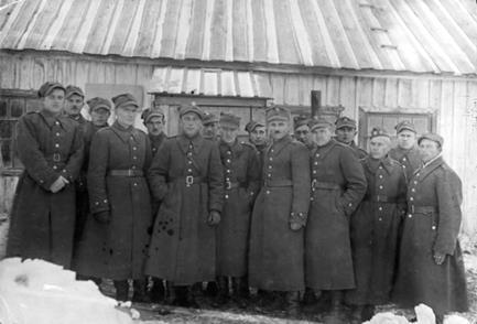 259. Żołnierze Armii Andersa w ZSRR. 1942 W Tatiszczewie formowała się 5 Wileńska Dywizja Piechoty pod dowództwem gen. Mieczysława Boruty-Spiechowicza.