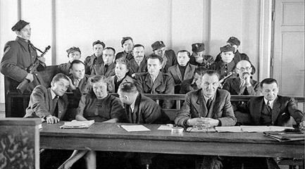 342. Stalinowski proces tzw. grupy Witolda Pileckiego żołnierza AK. Ogromne rozmiary przybrała czystka w armii.